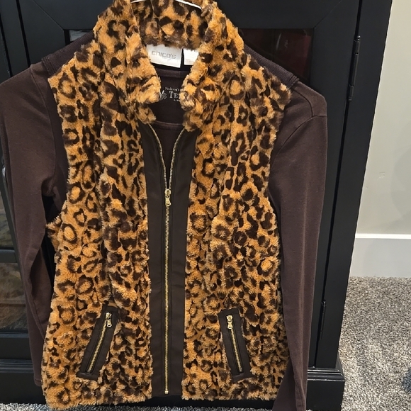 Chico's Jackets & Blazers - Chico's Leopard Print Vest - W/Long Sleeved Tee Shirt
